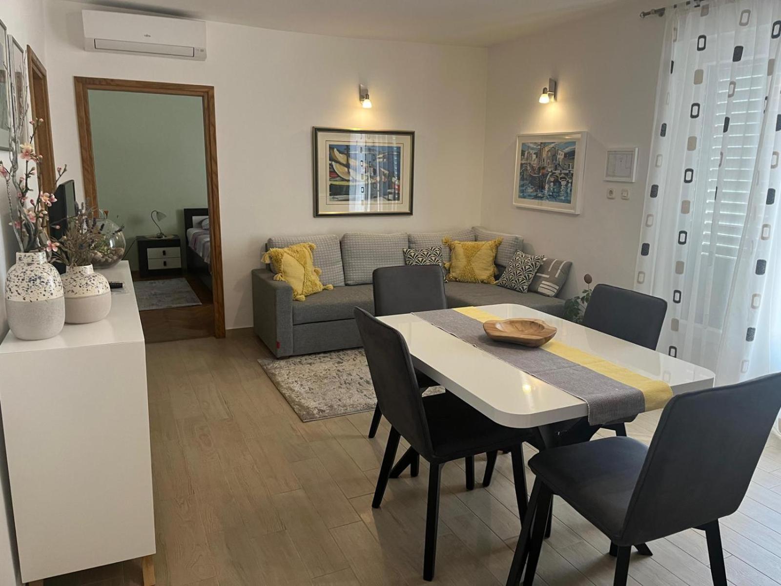 Apartmani Anica Risika Eksteriør billede