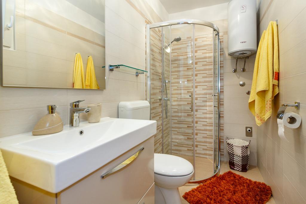 Apartmani Anica Risika Eksteriør billede
